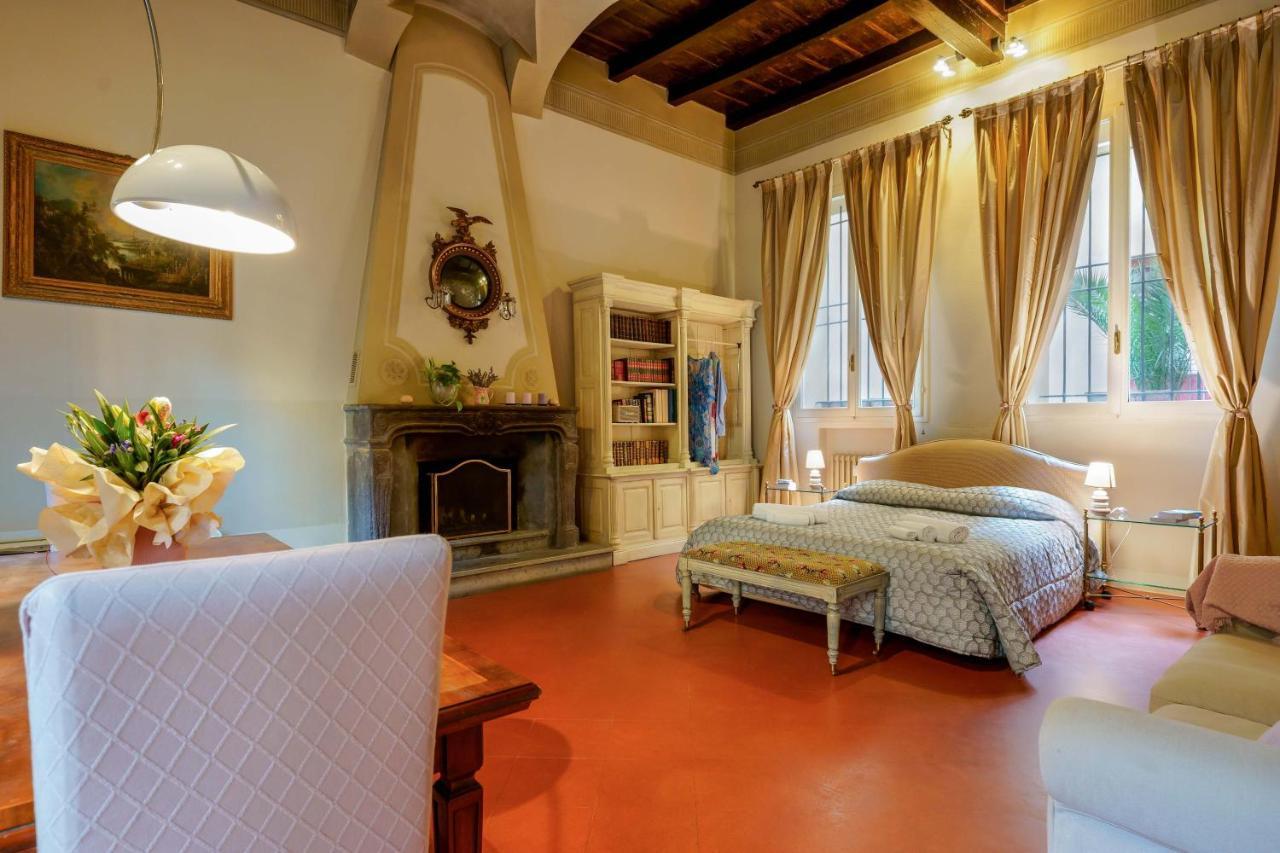 Suite Aldrovandi, With Private Garden Bologna Esterno foto