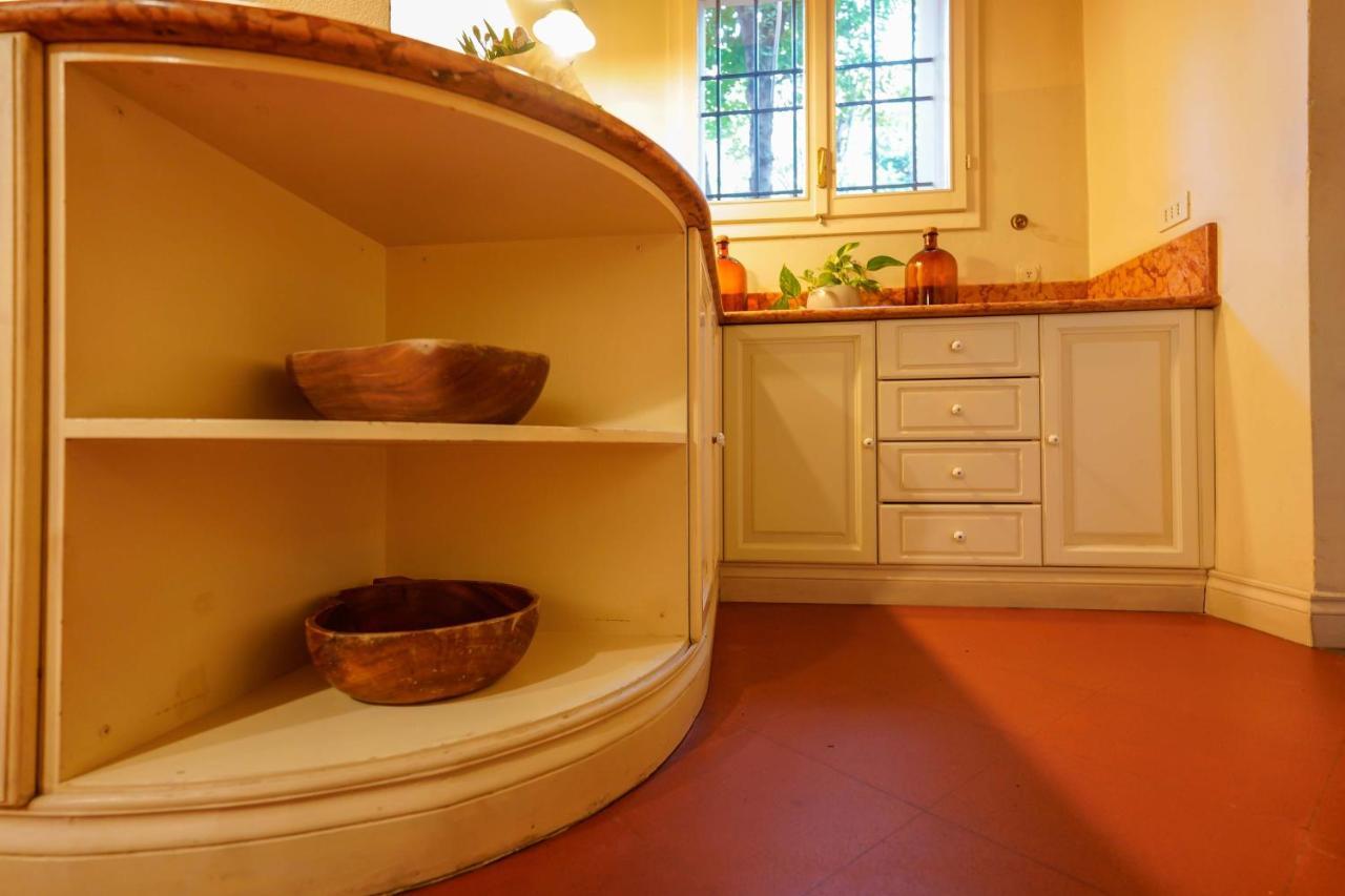 Suite Aldrovandi, With Private Garden Bologna Esterno foto