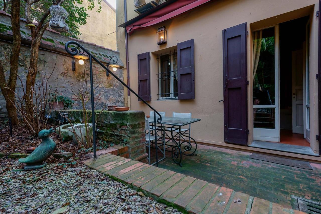 Suite Aldrovandi, With Private Garden Bologna Esterno foto
